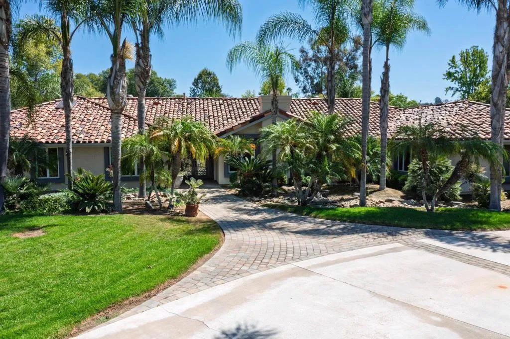 https://cdn.realtyfeed.com/cdn/127/306535659/41848af2f43b1c1f0fd041b231c880ab.webp