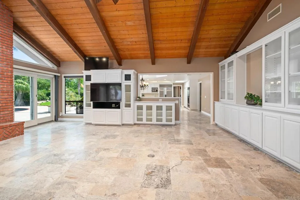 https://cdn.realtyfeed.com/cdn/127/306535659/f8cd673677a39dab5322a16186c9dbb8.webp