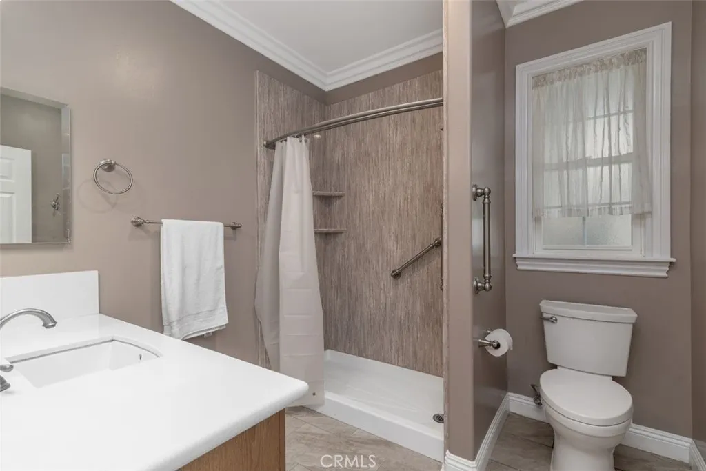 https://cdn.realtyfeed.com/cdn/127/306535669/7c786323d9fd07f5f3ededcd4ab38f77.webp
