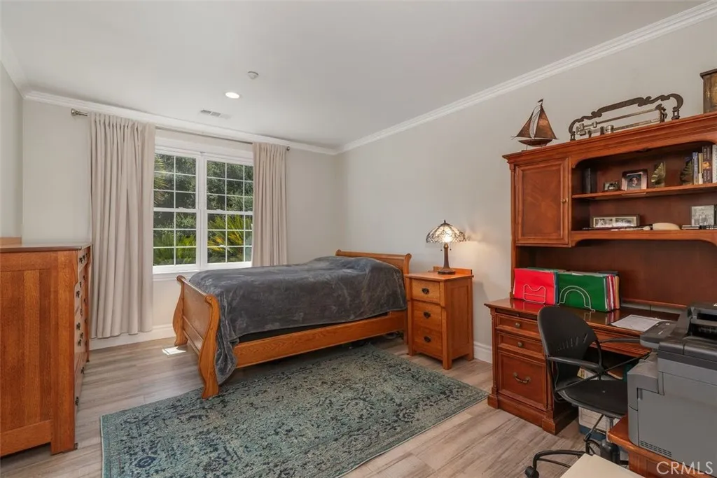 https://cdn.realtyfeed.com/cdn/127/306535669/956a4971c8b5a968ec1a9a9a8fd8ec4b.webp