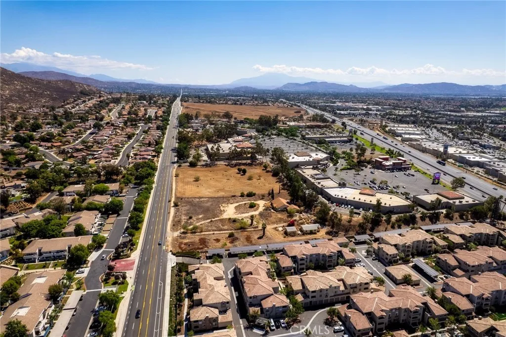 Moreno Valley, CA 92557