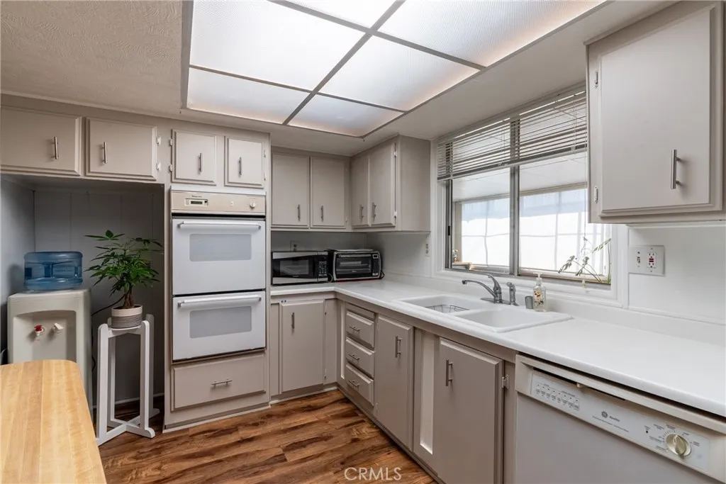 https://cdn.realtyfeed.com/cdn/127/306535733/a4b2bc444b0febae49281f623d86c484.webp