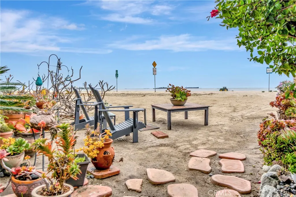 Long Beach, CA 90802