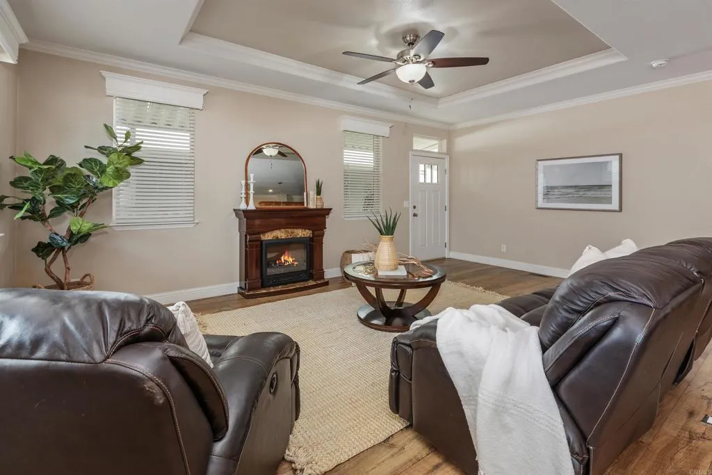 https://cdn.realtyfeed.com/cdn/127/306535761/47ff9c2168664e88d1e21226311ea947.webp