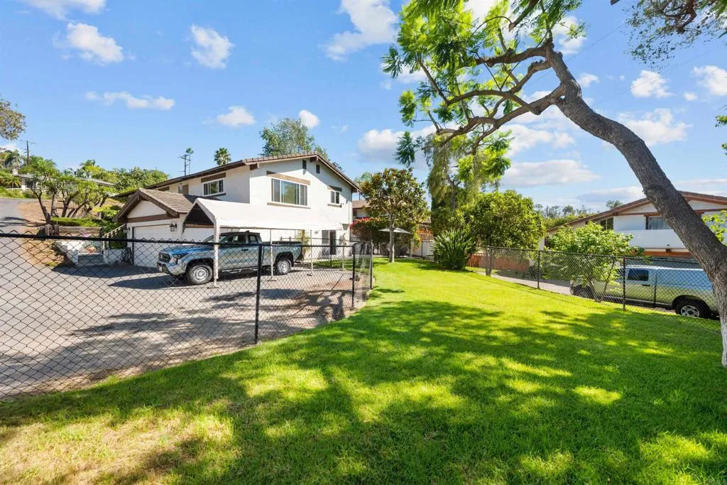 https://cdn.realtyfeed.com/cdn/127/306535828/27e12dc411bc035338c758bed8becd7c.webp