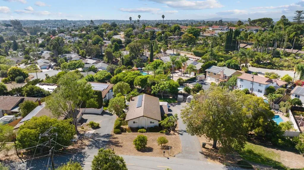 https://cdn.realtyfeed.com/cdn/127/306535828/7ac69fd4000774b4035069a724c30cf2.webp