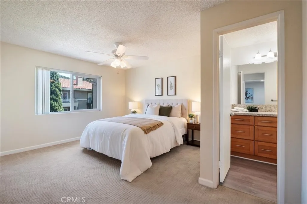 Photo #7: SR25189691 Listing: Photo #7