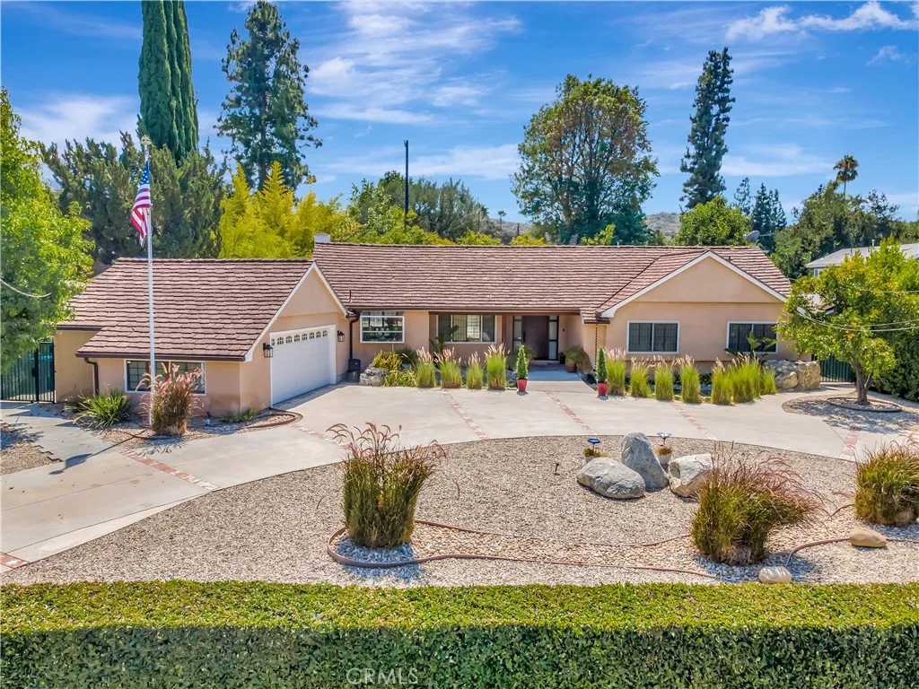 Woodland Hills, CA 91364