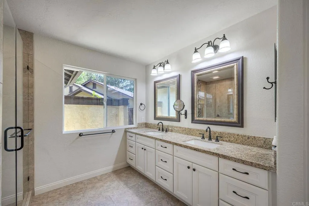 https://cdn.realtyfeed.com/cdn/127/306535902/a0f8bac4032d7d58055fa2c08069da7e.webp