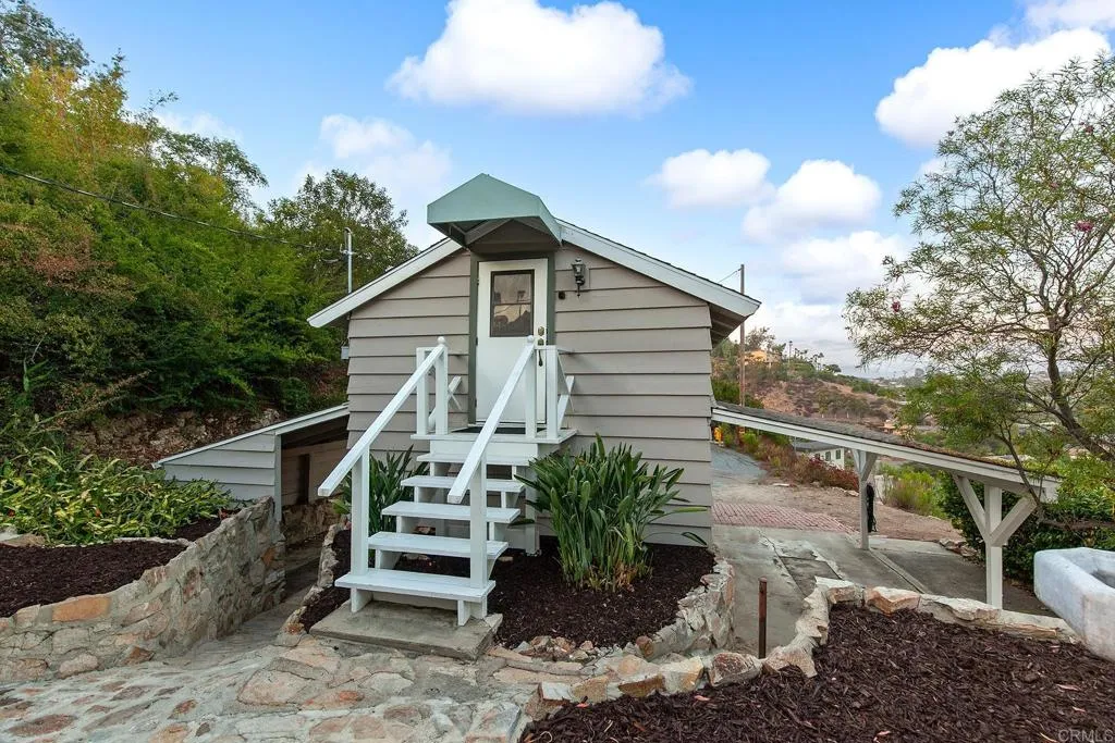 https://cdn.realtyfeed.com/cdn/127/306535903/7b0866c31a3f41b1c5f9ad963d2ab901.webp