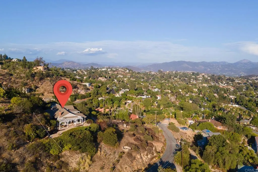 https://cdn.realtyfeed.com/cdn/127/306535903/cafc294bd7519e951b7a3a22b62457cd.webp