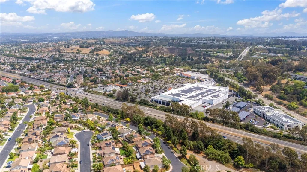 https://cdn.realtyfeed.com/cdn/127/306535923/0546d4b229d3cba49933908700668097.webp