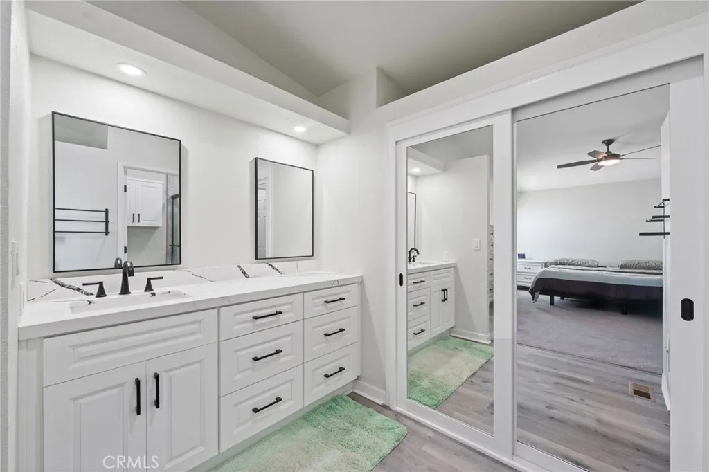 https://cdn.realtyfeed.com/cdn/127/306535923/2138045ce18cfd6934608f3f3df6a2ac.webp