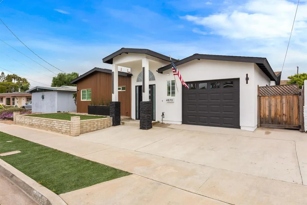 https://cdn.realtyfeed.com/cdn/127/306535960/555d9a8b10988db4fdcbecfd632c6f4e.webp