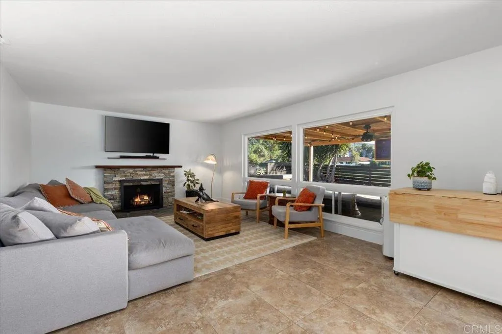 https://cdn.realtyfeed.com/cdn/127/306535986/6a328fe21110e3404b7a0853fe255508.webp
