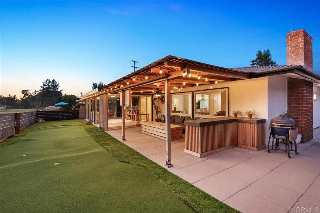 https://cdn.realtyfeed.com/cdn/127/306535986/c607bfc56edef010b6635e3fb3ede1a4.webp
