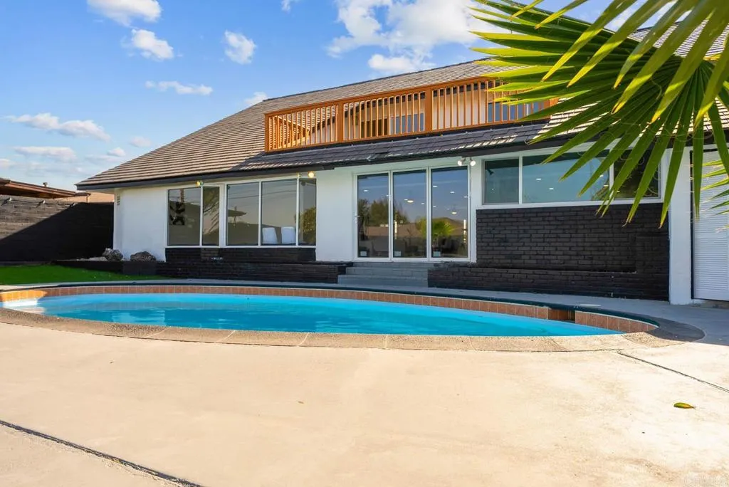 https://cdn.realtyfeed.com/cdn/127/306535987/8e5da5caa78333dc6fea04ad3ce6f07c.webp