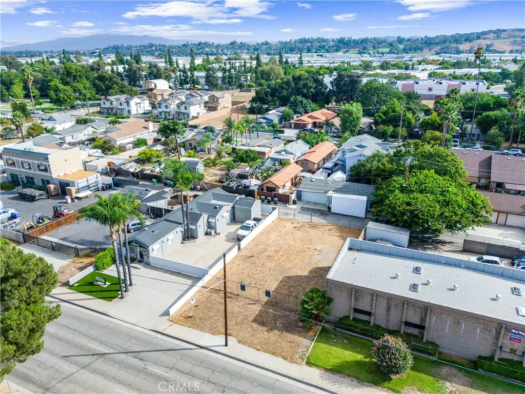 La Verne, CA 91750