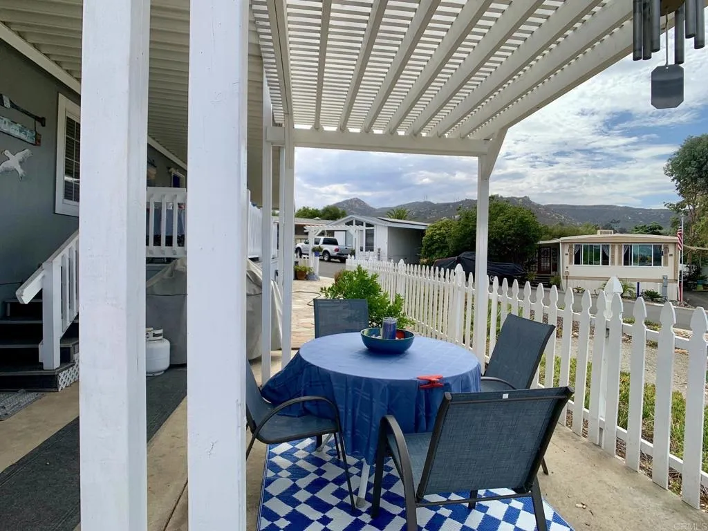 https://cdn.realtyfeed.com/cdn/127/306536057/c3790223996f7f331ea1ab0bbc5ce462.webp