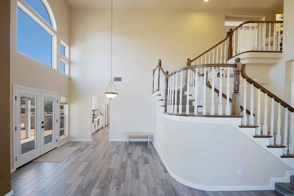https://cdn.realtyfeed.com/cdn/127/306536066/c4e8c6b5be41c12f8f8c17d5c12f4b57.webp
