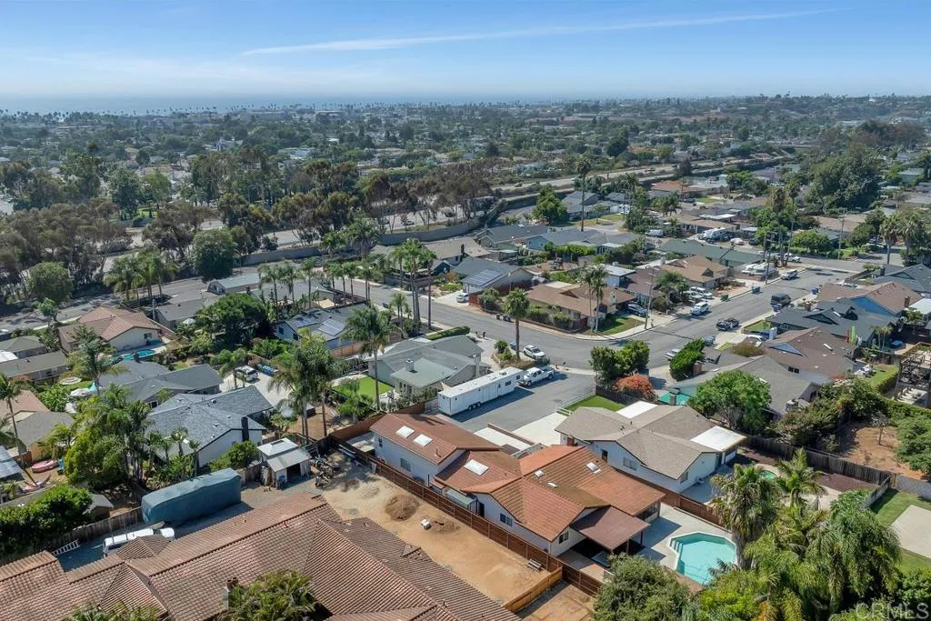https://cdn.realtyfeed.com/cdn/127/306536071/1550cd76b50f27680346c0f37307b7f3.webp