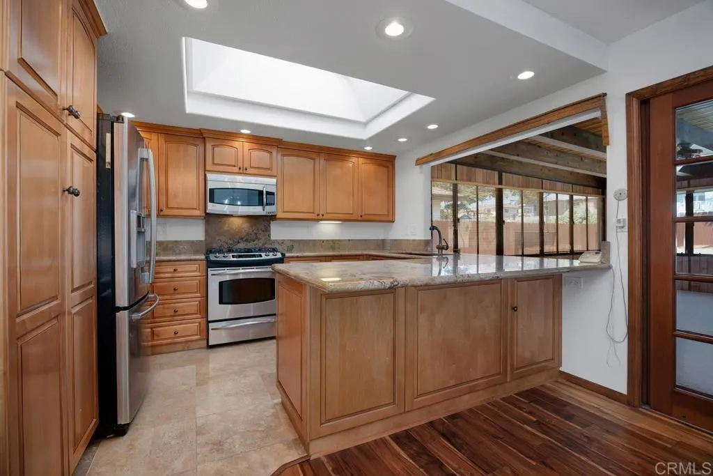 https://cdn.realtyfeed.com/cdn/127/306536071/750dc68dbebc4453a7d8868088172754.webp