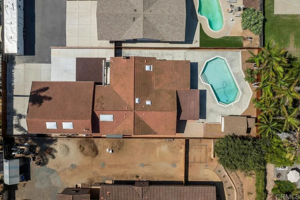 https://cdn.realtyfeed.com/cdn/127/306536071/77e4f4949cb0e35ad78ace0e060b1bc4.webp