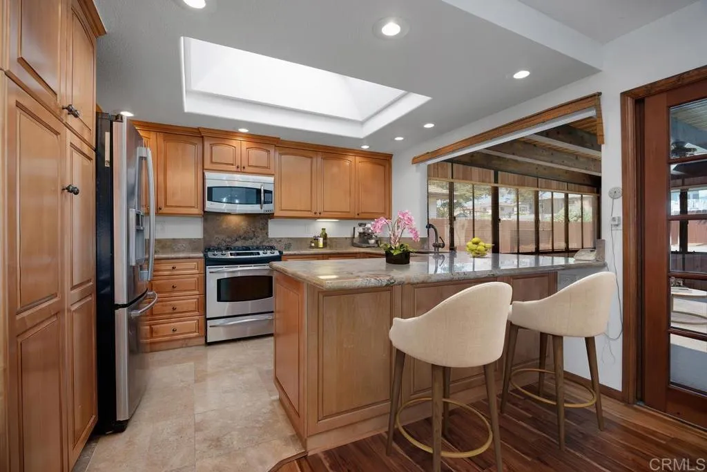 https://cdn.realtyfeed.com/cdn/127/306536071/b379ebbb4c398fce47fc7885a04985cd.webp