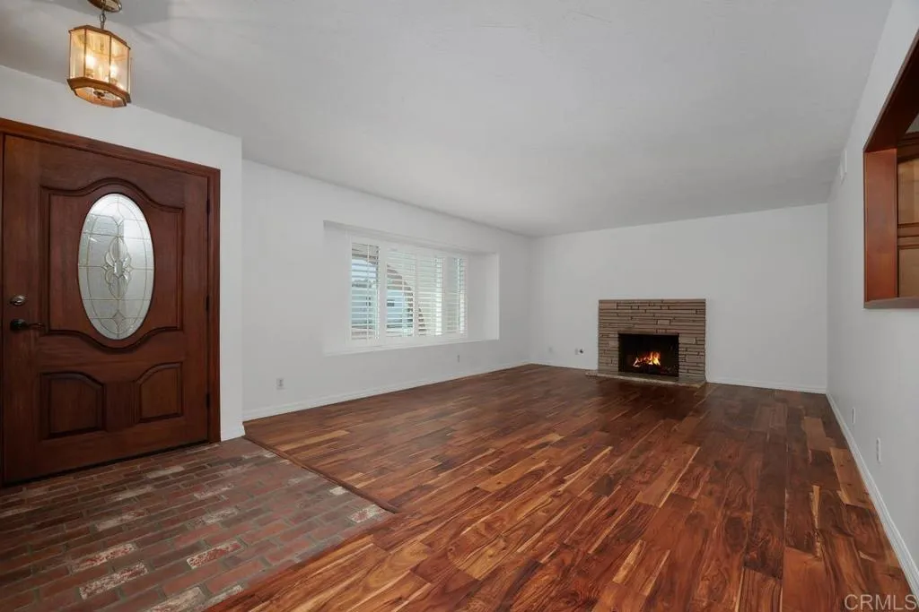 https://cdn.realtyfeed.com/cdn/127/306536071/c7fce0ccaa18570c005965baf3663cca.webp
