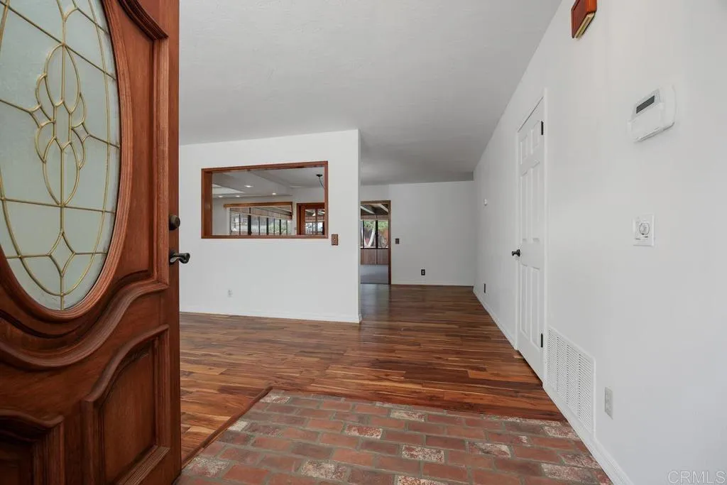 https://cdn.realtyfeed.com/cdn/127/306536071/fd869b6f6454f61c73d2d7a44d2d5b16.webp