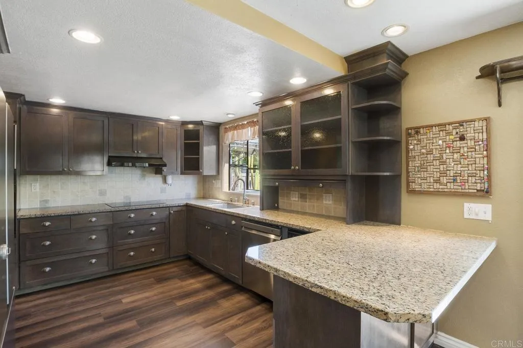 https://cdn.realtyfeed.com/cdn/127/306536072/25c0023aa7cd899d53037927e75cb880.webp