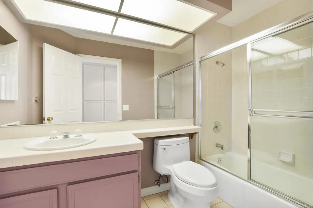 https://cdn.realtyfeed.com/cdn/127/306536072/395408efde94964288f47038369bdef8.webp