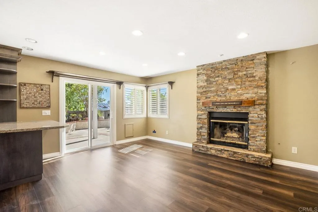 https://cdn.realtyfeed.com/cdn/127/306536072/4d535395a79d619d64640a4d43de5818.webp