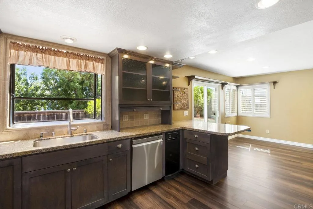 https://cdn.realtyfeed.com/cdn/127/306536072/a3a6bd733968aa0959922687011526c0.webp