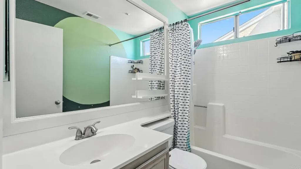 https://cdn.realtyfeed.com/cdn/127/306536074/021a9f2fff66acddb2e6a57894e69491.webp