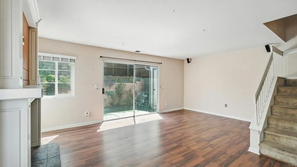 https://cdn.realtyfeed.com/cdn/127/306536074/62f28e8d7bd81f5c93414940d6955872.webp