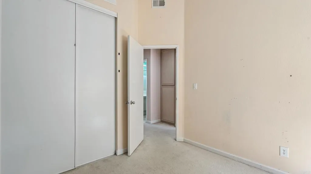 https://cdn.realtyfeed.com/cdn/127/306536074/d96e40d03cd03cded71e6377bc58ee3c.webp