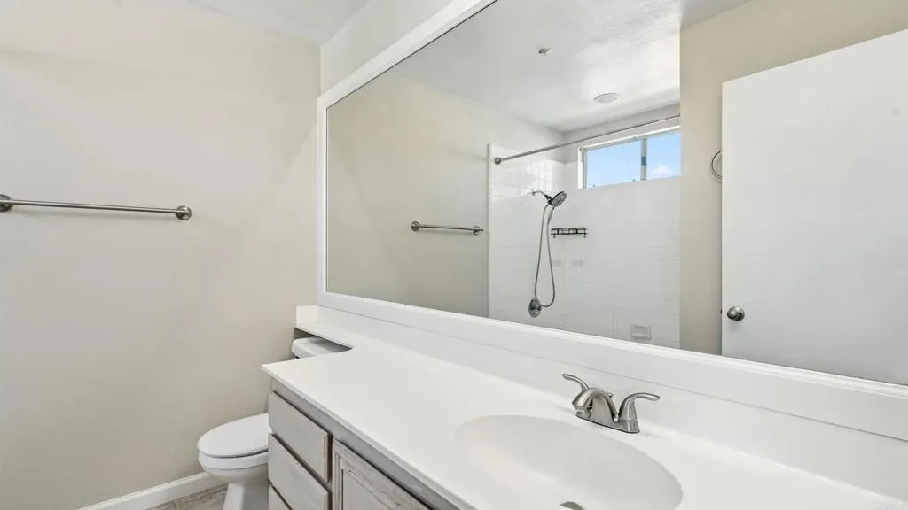 https://cdn.realtyfeed.com/cdn/127/306536074/dc8ae4a9186bf25e98efbba4f3c70843.webp