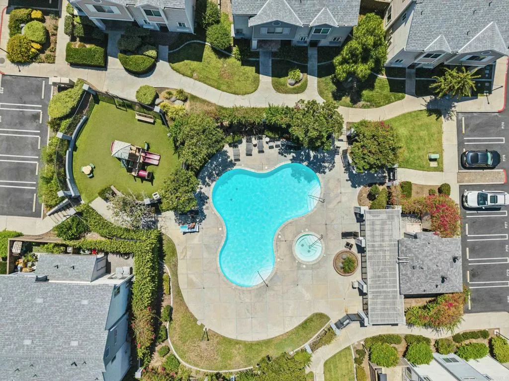 https://cdn.realtyfeed.com/cdn/127/306536074/f0135e1b929e604eb88fa85205d9ce0b.webp