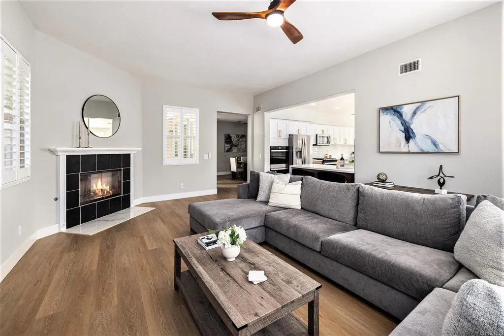 https://cdn.realtyfeed.com/cdn/127/306536142/9dd8fcb418432ec78e9aaa4c1d44b3af.webp