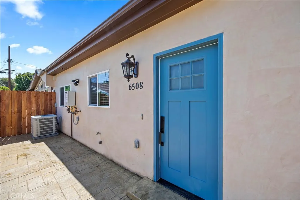 6508 Oakdale Avenue, Woodland Hills, CA 91367 - Photo 2 of 19, Woodland Hills, CA