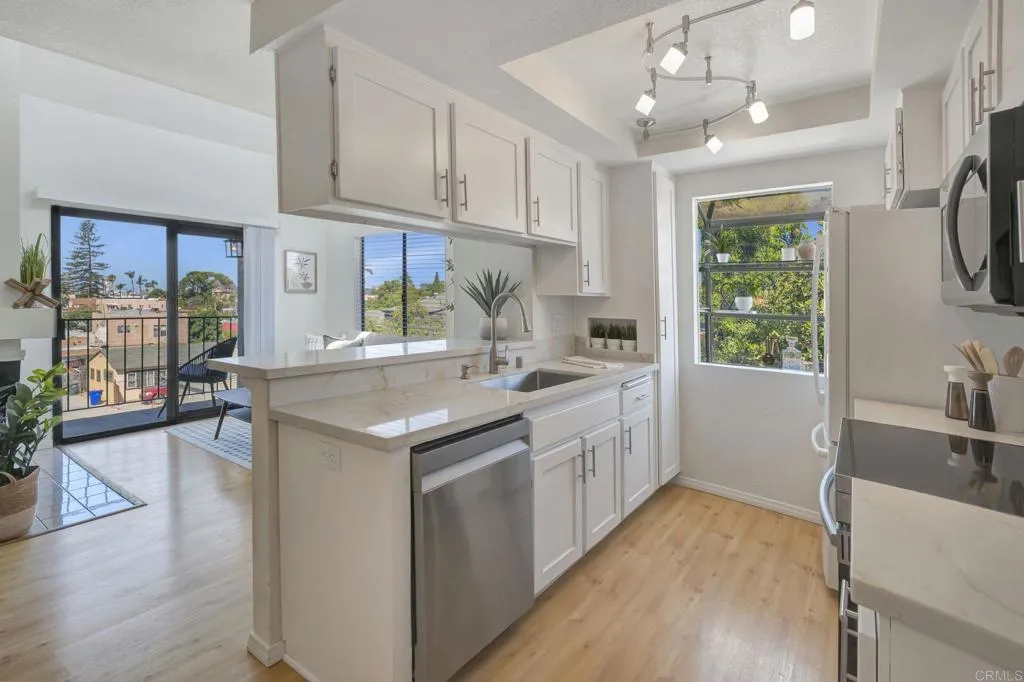 Photo #4: PTP2506797 Listing 
