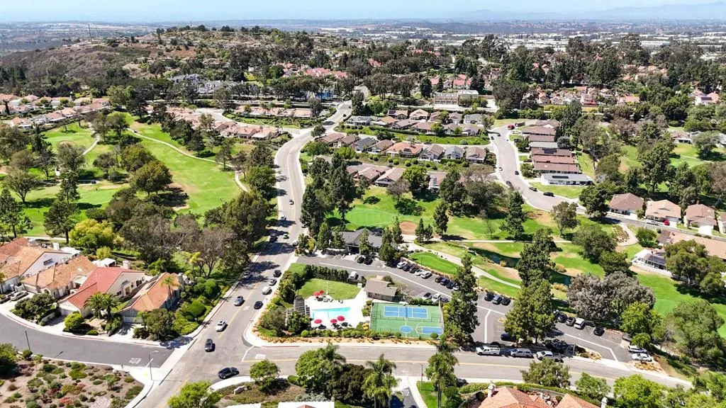 https://cdn.realtyfeed.com/cdn/127/306536213/156e5a8235f3ce81375a5249809c30b6.webp
