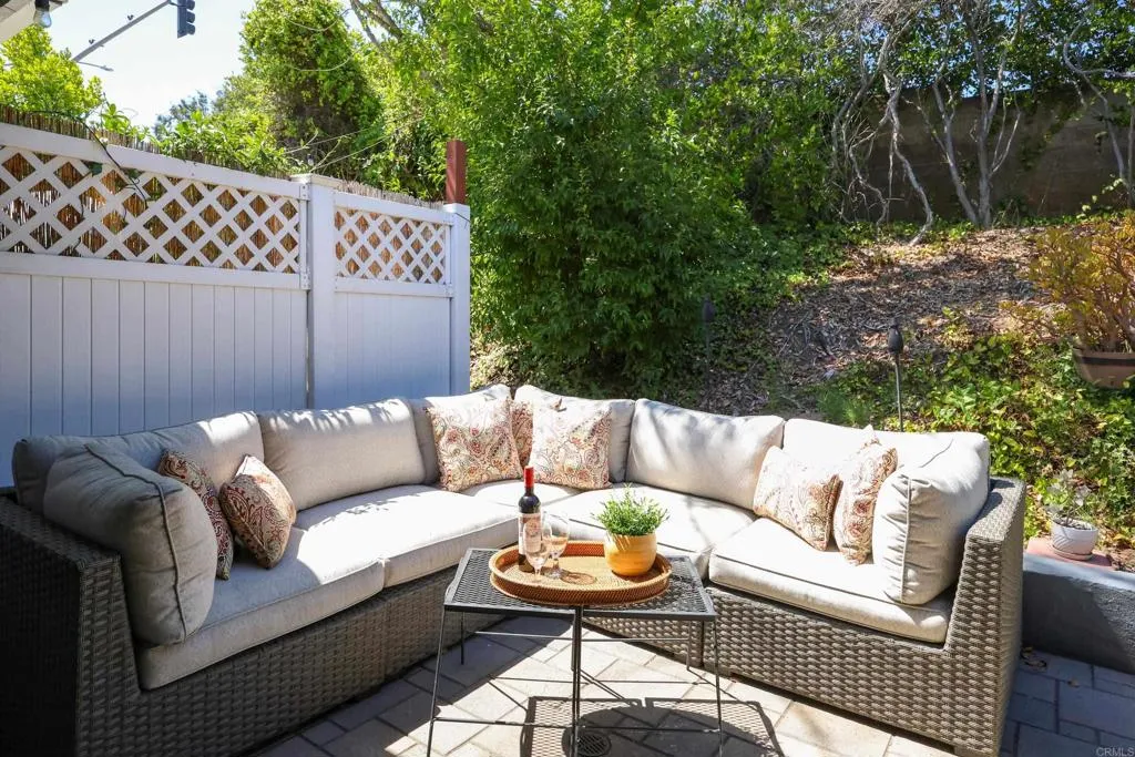 https://cdn.realtyfeed.com/cdn/127/306536213/1d1f679c7798b221c76576526de22791.webp