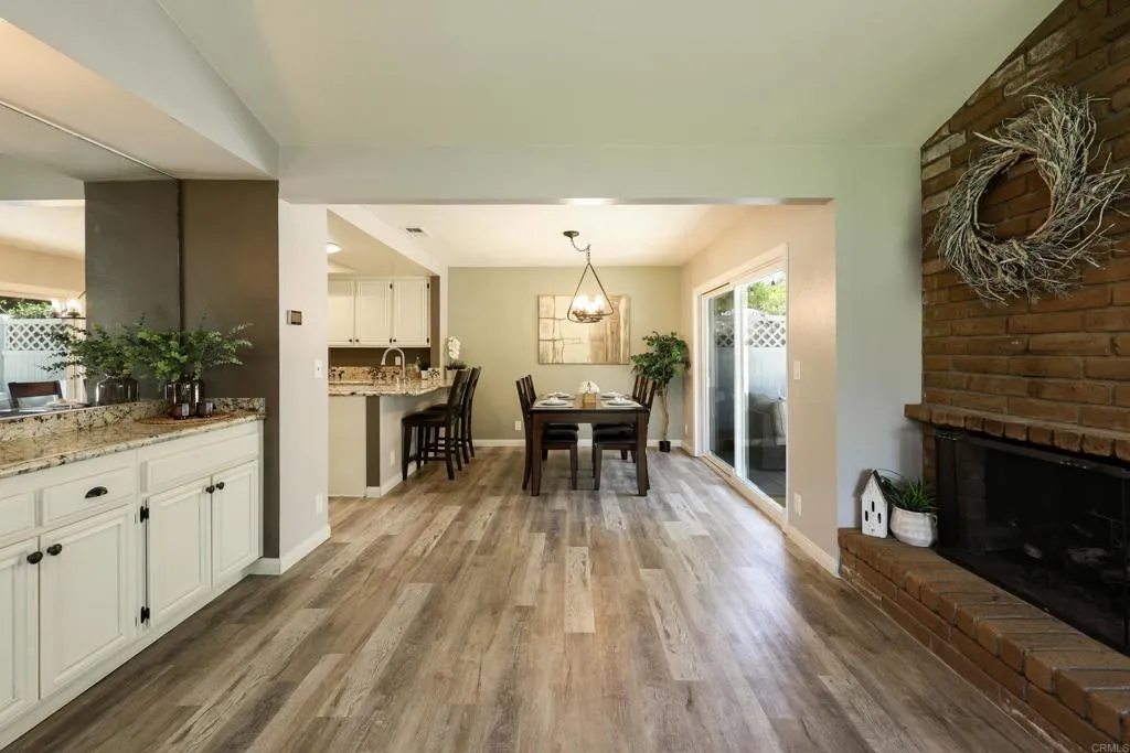 https://cdn.realtyfeed.com/cdn/127/306536213/488d8088977255d3c772df1f9517b544.webp