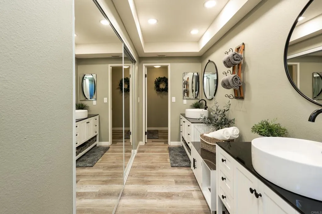 https://cdn.realtyfeed.com/cdn/127/306536213/822582c53f0557e289097c491817599f.webp