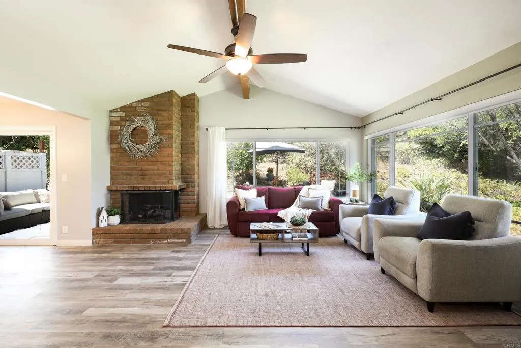 Photo #4: PTP2506800 Listing 
