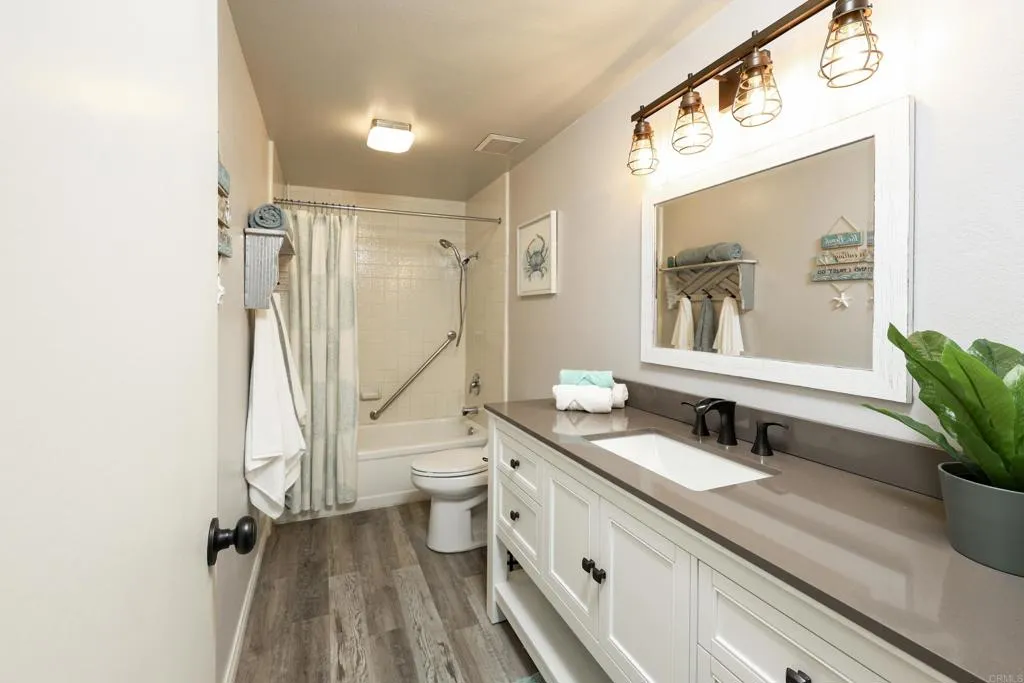 https://cdn.realtyfeed.com/cdn/127/306536213/cf77de166718b32eca3911dfa4f13990.webp