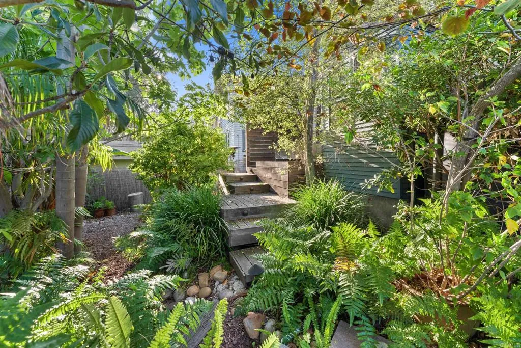 https://cdn.realtyfeed.com/cdn/127/306536223/13387602b04bcfa783a22bb91ce95478.webp