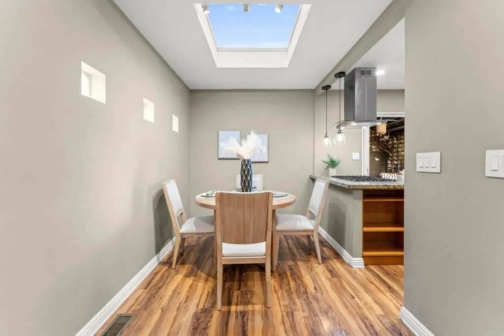 https://cdn.realtyfeed.com/cdn/127/306536223/32901d65cbd6714600398db052f6c80f.webp